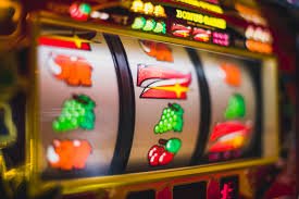 Cộng đồng esports sôi động thi đấu game thể thao điện tử chuyên nghiệp